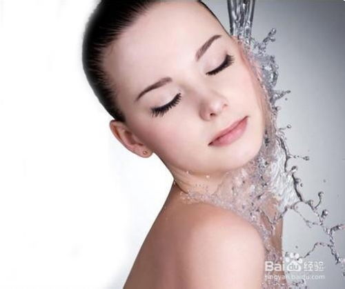 一涂一抹滋潤(rùn)干燥肌 麥秸畫(huà)