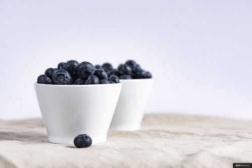 藍(lán)莓入畫(huà) 從健康果碗到麥秸藝術(shù)